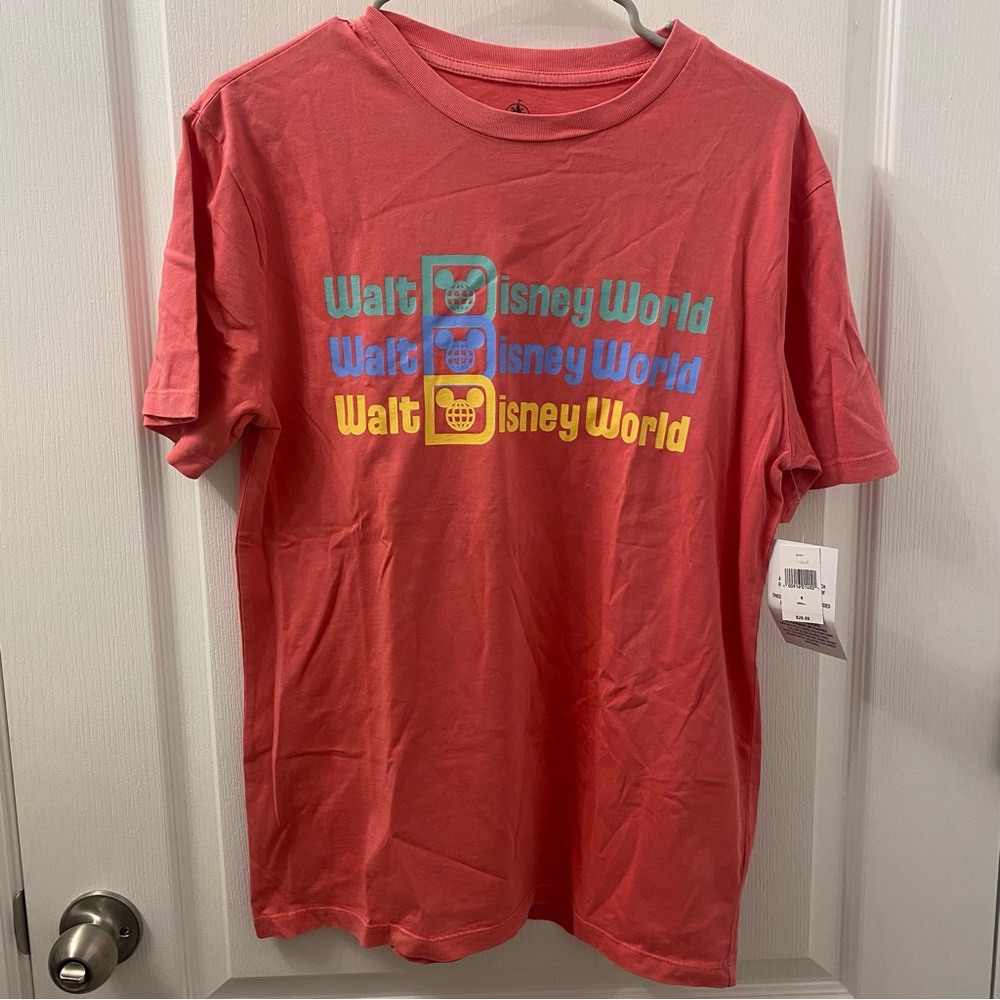 1. Walt Disney World Parks T-Shirt Women’s Size Small